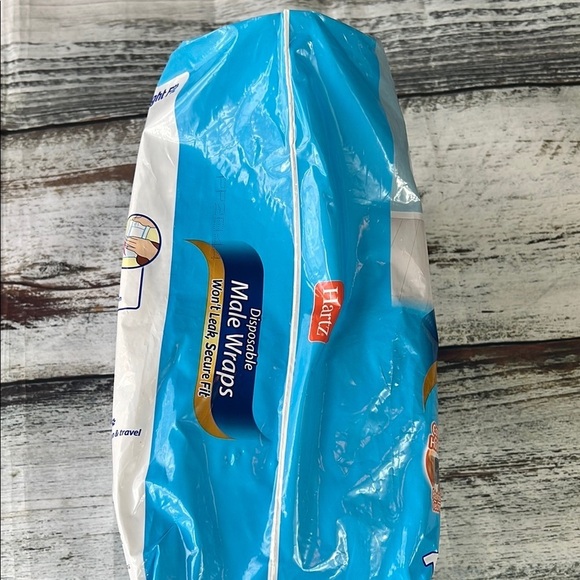 Hartz Disposable Male Dog Wraps with FlashDry Gel Technology, Medium: 19 - 22-in - Picture 4 of 4